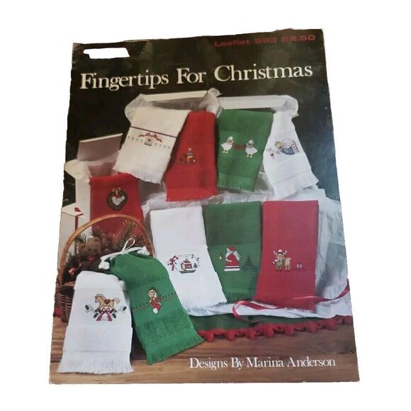 Leisure Arts Fingertips For Christmas Leaflet 593 Cross Stitch Pattern - Picture 1 of 6